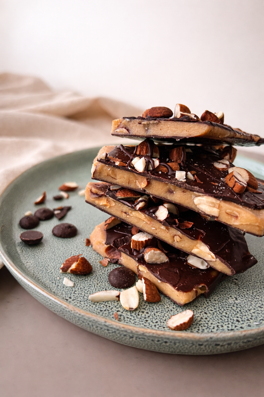 Knapperige chocolade toffee bites met pure Belgische chocolade en amandelen
